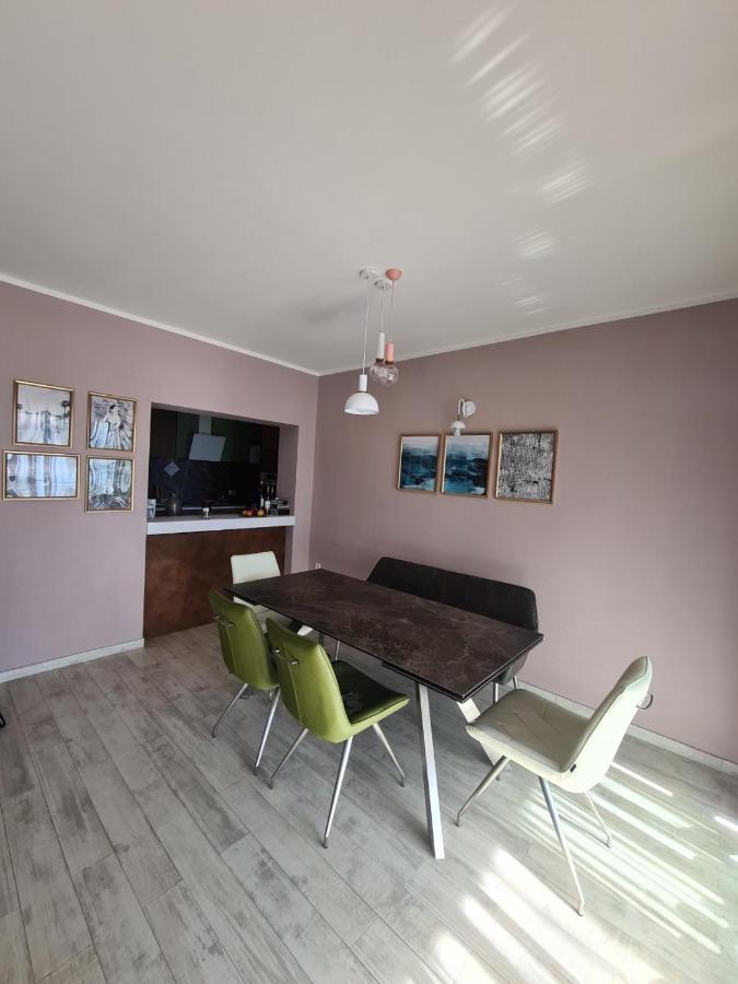 Family Apartment Nekic Опатия Екстериор снимка